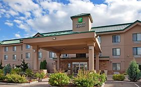 Holiday Inn Express Hotel & Suites Vernon By Ihg